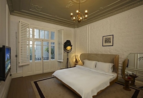 ����ɫ�cС����������F���L(f��ng)��ס