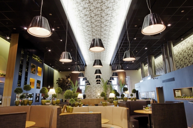 ���mFazerF8�͏d