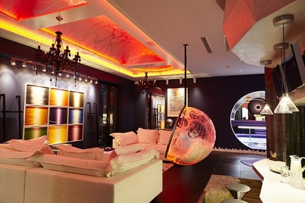 ���ء����𶴡��ĬF������Ԣ�OӋ