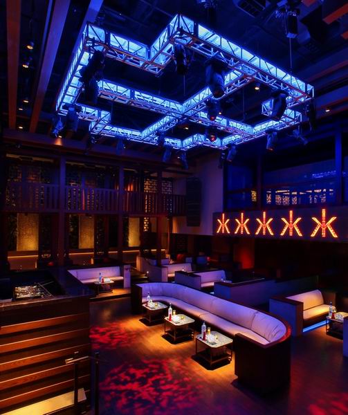 Hakkasan��˹�S��˹�͏d