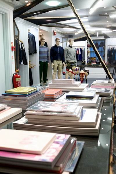 ����OpeningCeremonyStore