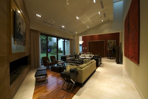 �������ŵ�ī���繫Ԣ