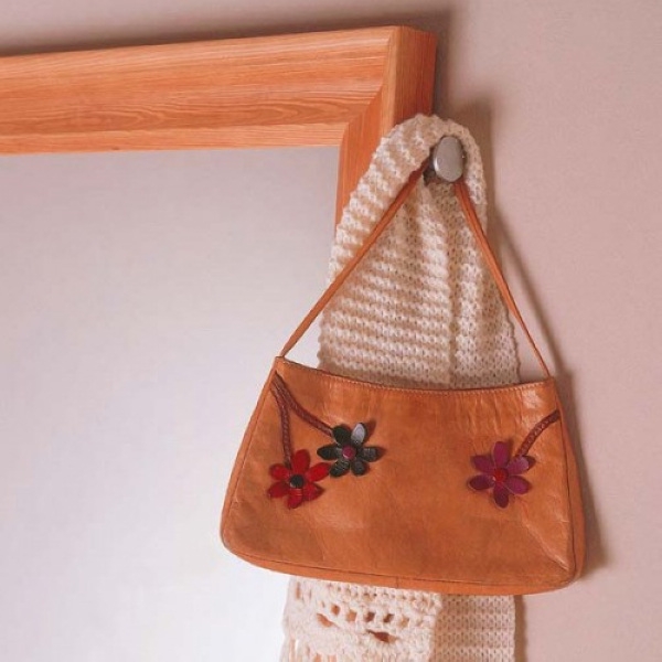 �����R�R�ռ{�ִ��ĺ��c(di��n)��