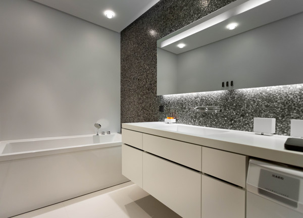 �����meugenepucklich�ļҺ�(ji��n)�s�r(sh��)�д��