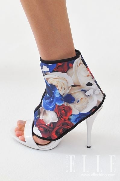 ����r(sh��)�b��ɫ�ʿ��c(di��n)��ƴɫˇ�g(sh��)