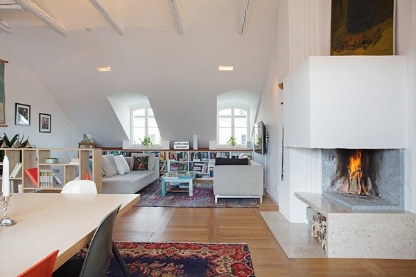 ���ռ{��Ԣ���ӿ��g������