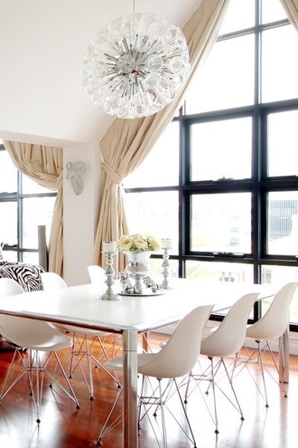 ������ɫ��������