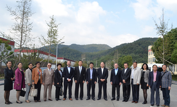 �м�(li��n)�I(l��ng)���c�W����(zhu��n)�҅��^(gu��n)�ǿ��첼��I(y��)