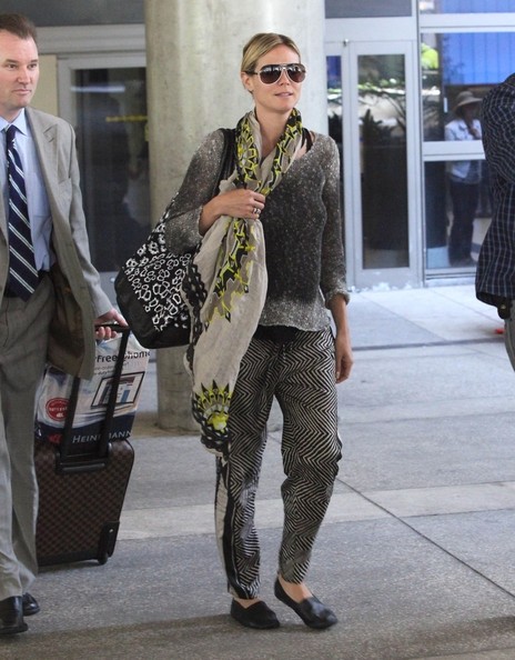 ��ģһ�Ӵ���C��(ch��ng)���ͣ�����