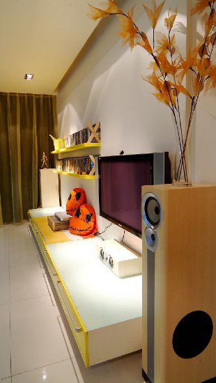 �ǹ�ɫ�ĕr(sh��)�мҌ���85���ഺ��ζ��