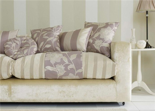 ��ˇ�Ҿ���������֮��