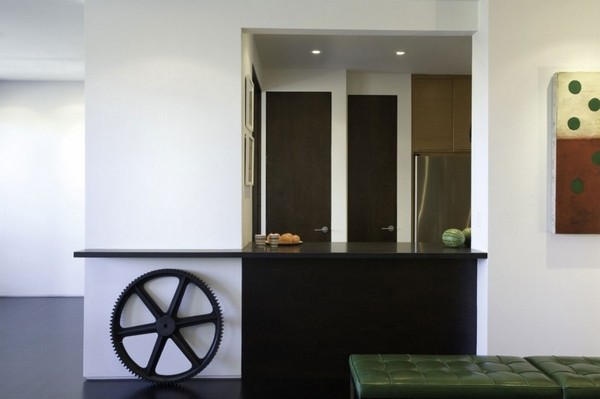 �f��ɽ�ڰ�����ɫסլ(һ)