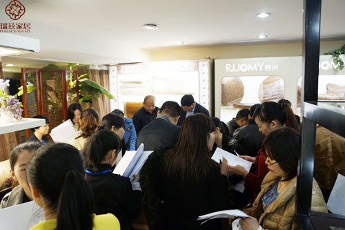 Ɲʢ2014괺Ʒӆ؛(hu )AM(mn)Ļ