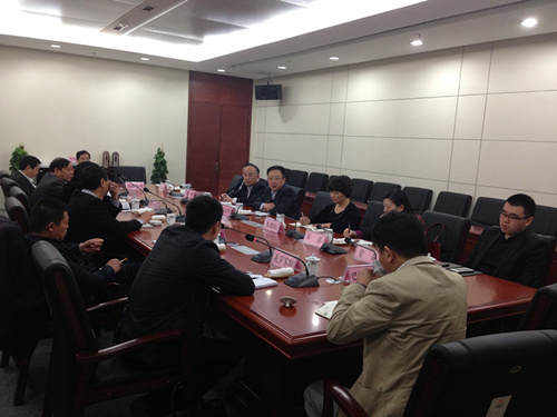 AT(mn)ͨ݃ɴa(chn)I(y)Ⱥ{