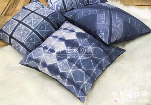 2015ĴƷ:ЇL(fng)͵{ɫ