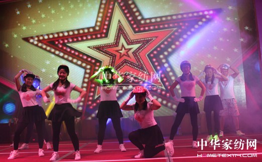 2014"(chung  )•A(yng)δ(li)"PʢﶬƷl(f)(hu )Ļ