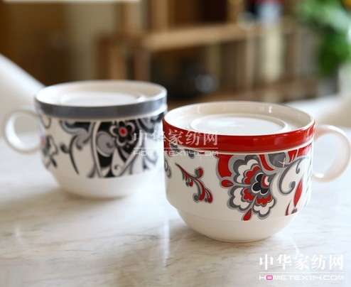 �Ҿ��b���е��Ї�Ԫ�جF���c�ŵ�ĽY��