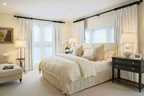 �������ŵİ�ɫ���{�r(sh��)�д�Ʒ