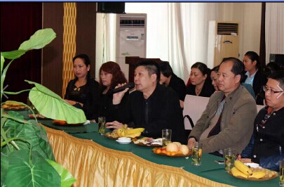 ˍuҼ2015Ʒbp(hu )߽(jng)N(xio)Մ(hu )AM(mn)Y