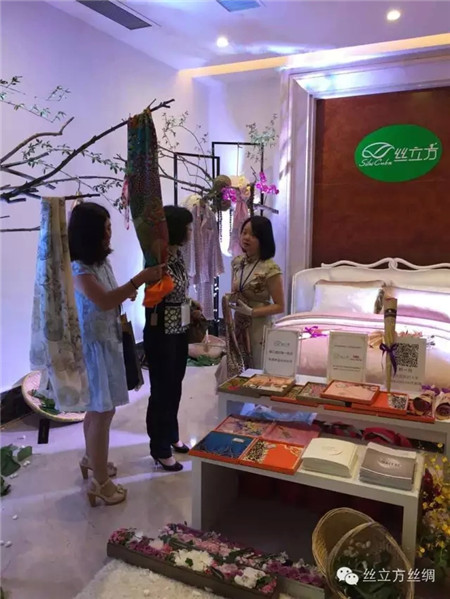 �z�����������ΘI(y��)���ɞ��ِΨһ��Ʒٝ����