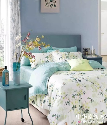 Ů�����@�ӟ��ɵ����z���D��zS+��Ů�����(l��i)��