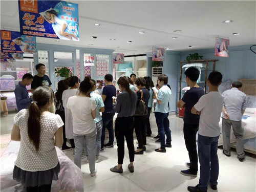 �z���D�Ҽ�2016���ﶬ��Ʒ�ƏV�I(y��ng)����ʢ���_(k��i)Ļ