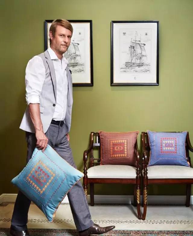 �Pʢ�Ҽ��Ъ�����������ʹ����ĺ��֮����2580Ԫ�󪄵����(l��i)����