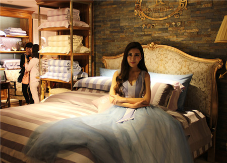 �����Pʢ�Ҽ������҈@�Ҿ����^��һվʽ�w��^ʢ���_(k��i)Ļ