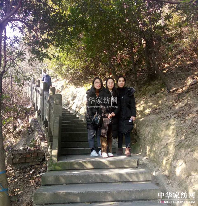 �Pʢ�Ҽ�2017������Ʒȫ��Ѳ����Ӗ��(hu�� )����һվ�ڽ�����ʽ���_(k��i)�Ļ��