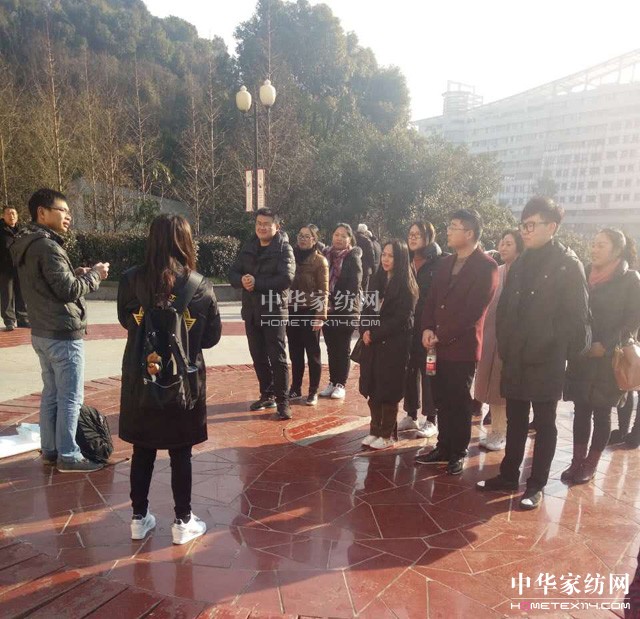 �Pʢ�Ҽ�2017������Ʒȫ��Ѳ����Ӗ��(hu�� )����һվ�ڽ�����ʽ���_(k��i)�Ļ��