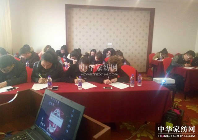 �Pʢ�Ҽ�2017������Ʒȫ��Ѳ����Ӗ��(hu�� )����һվ�ڽ�����ʽ���_(k��i)�Ļ��