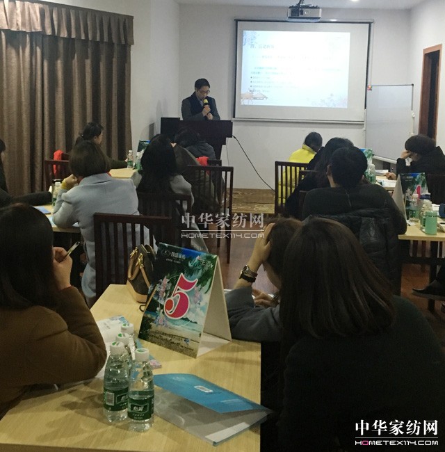 �R�ۅ�Խ֮�����_(k��i)���Ҽ�����(y��u)��ƪ��