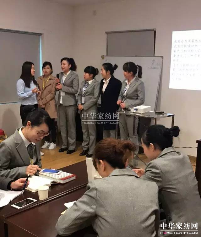 �R�����������\�����x����