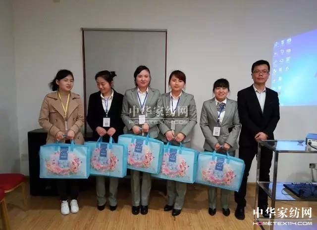 �R�����������\�����x����