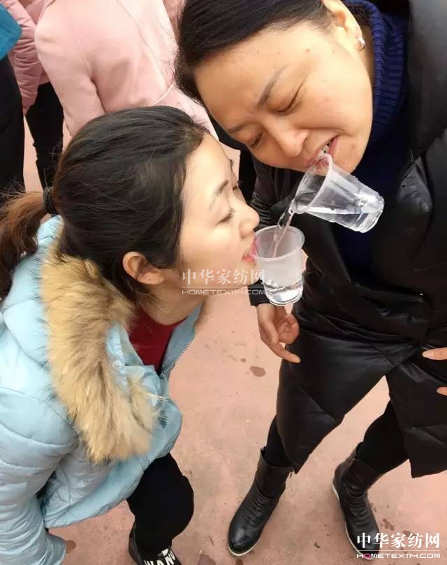 �Pʢ�Ҽ�����������Ӣ�R����ɽ�������@��������