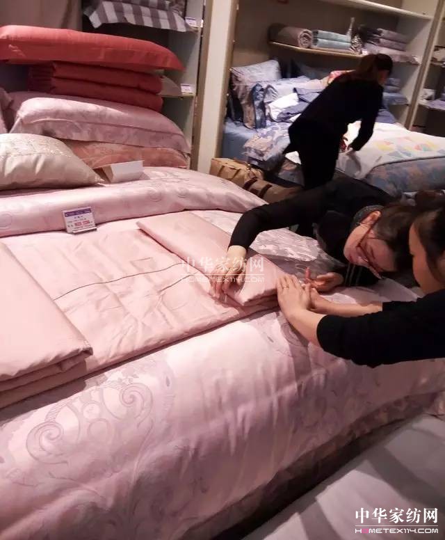 �Pʢ�Ҽ�����������Ӣ�R����ɽ�������@��������