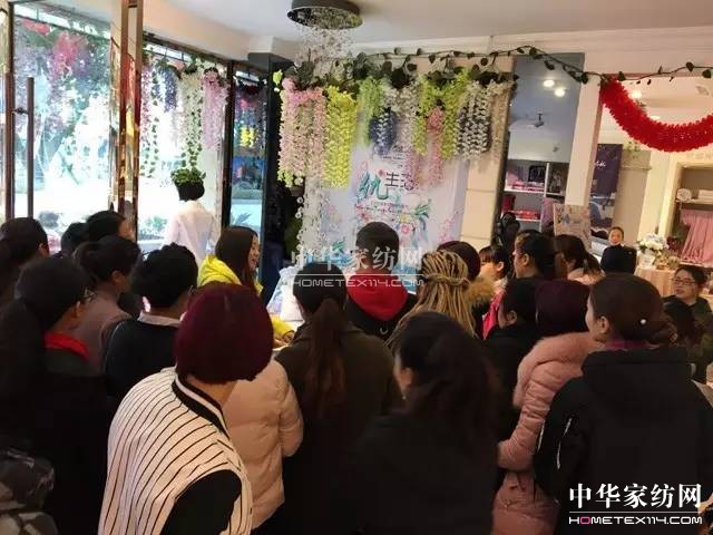 �Pʢ�Ҽ�����������Ӣ�R����ɽ�������@��������