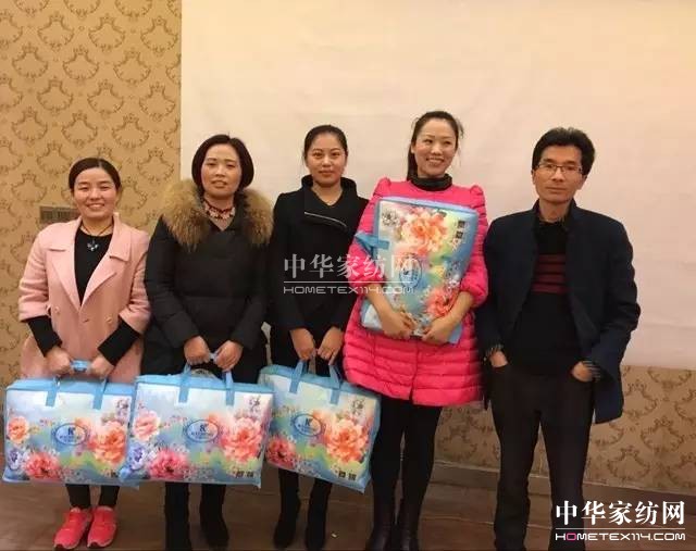 �Pʢ�Ҽ�����������Ӣ�R����ɽ�������@��������