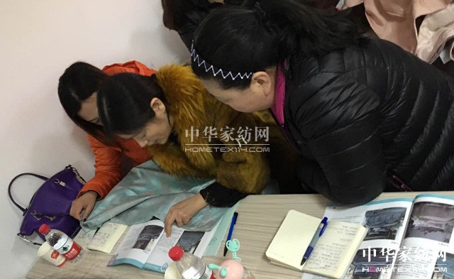 �Pʢ�Ҽ�����Ӣ�Ƽ��S�����(m��ng)��Ⱥ�t����־�ڎp����