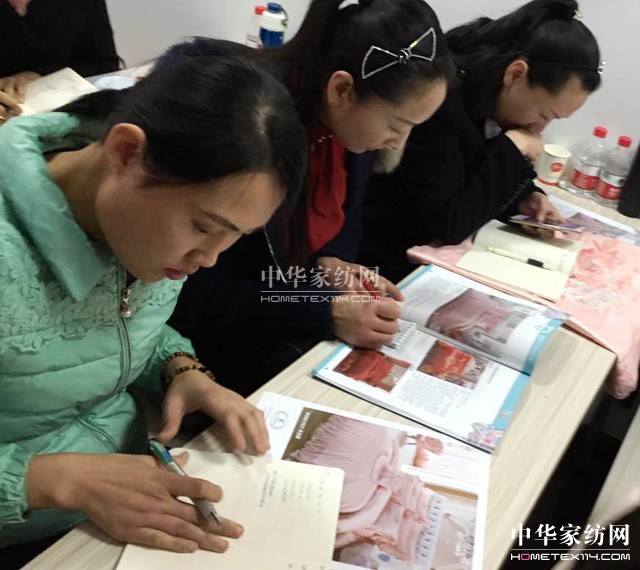 �Pʢ�Ҽ�����Ӣ�Ƽ��S�����(m��ng)��Ⱥ�t����־�ڎp����