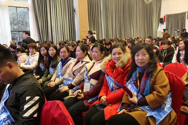 m׃2017Ʒl(f)ߠI(yng)N(xio)(hu )¡_(ki)Oɵ͑׃