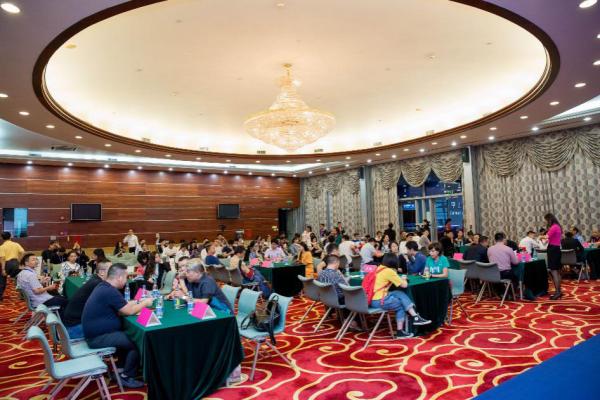 ڶYƷҾչʢĻȫ̸c(din)