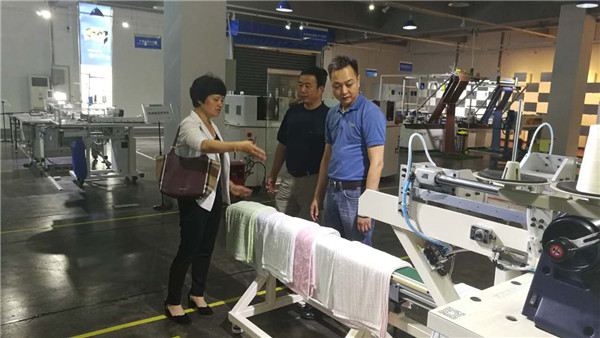 Ƅ(dng)a(chn)I(y)ںM(jn)g(sh)M(jn)ЇҼf(xi)(hu ){мҼOI(y)