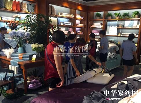 ��ɽ�Ђ�(g��)Ʒ�ƽЄPʢ�������ҵ��_(k��i)�I(y��)���_(k��i)�I(y��)��һ���˚ⱬ����