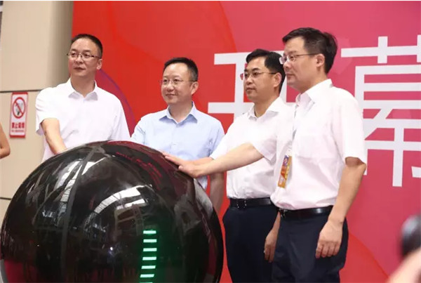 Ҳ(hu )20dL(fng)ͬ٬FL(fng)