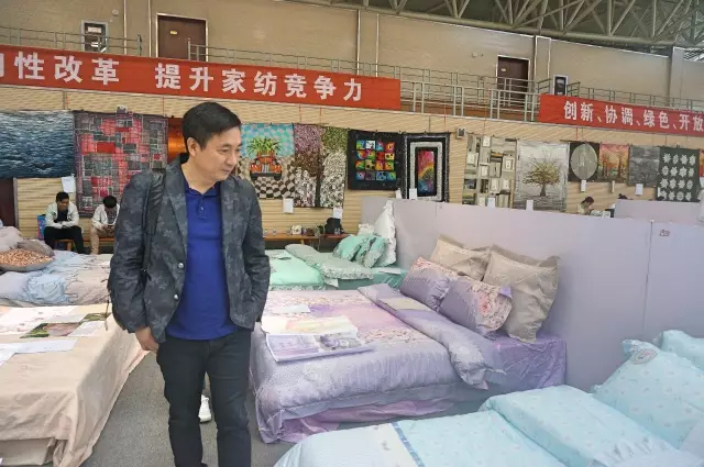 Ҹζϯͨ300Ҽa(chn)ƷŮ