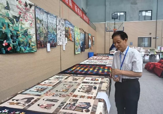 Ҹζϯͨ300Ҽa(chn)ƷŮ