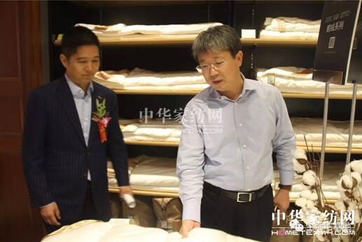 ���݄Pʢ�Ҽ�9��29��ʢ�b�_(k��i)�I(y��)��