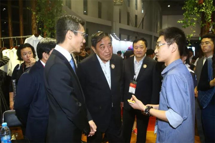 @L(fng)м(lin)＾(lin)չ_(ki)Ļ