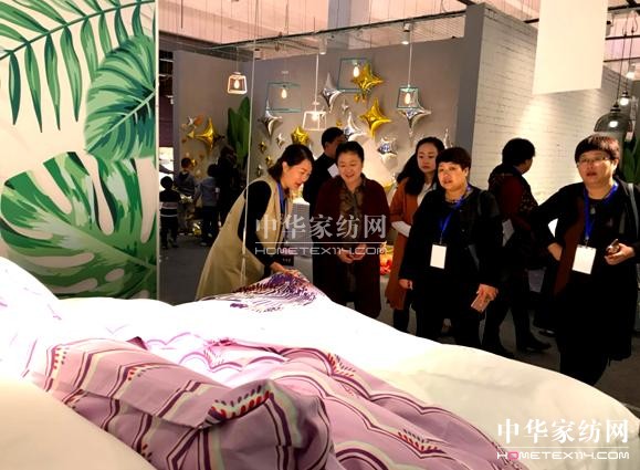 `•³̡RҼ2018Ʒl(f)(hu )AM(mn)Ļ